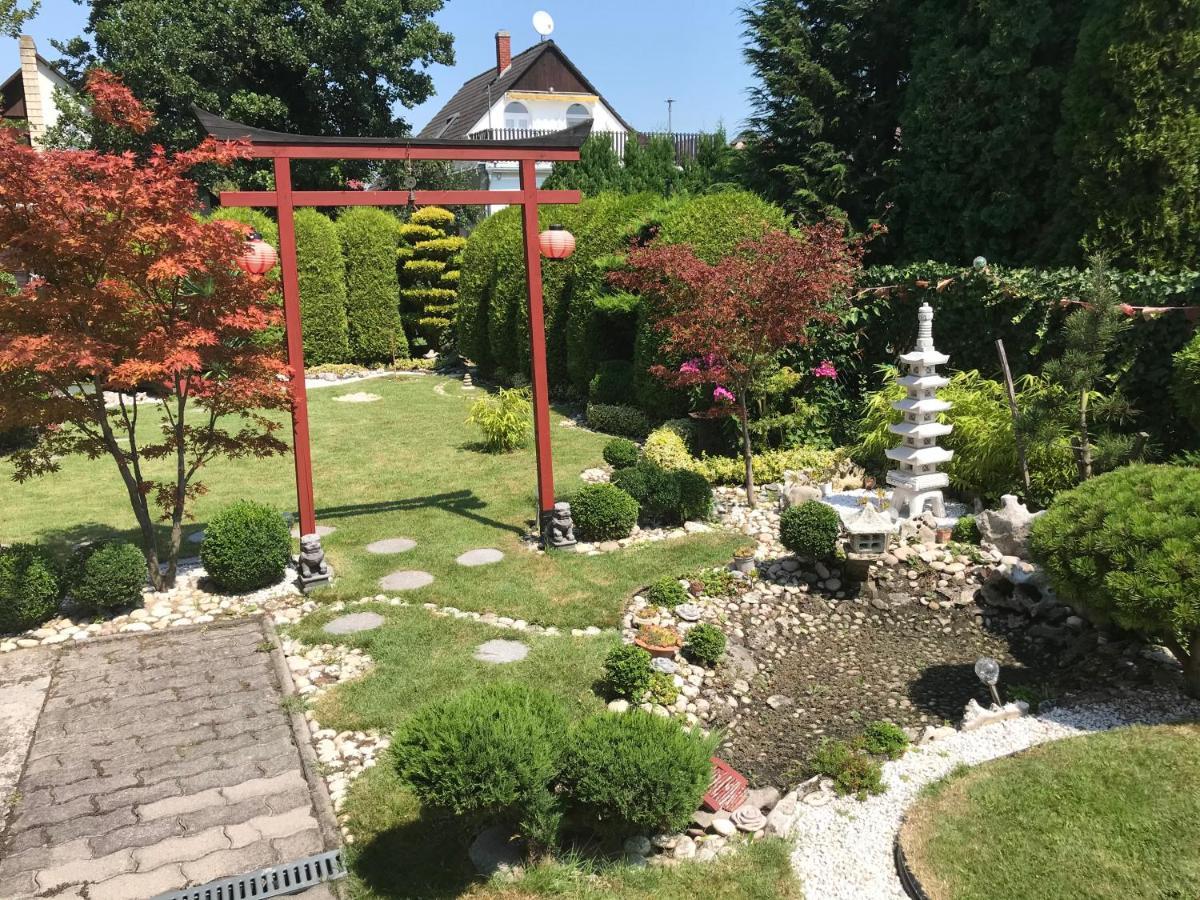 Nyaraló Japánkerttel - Apartment with Japanese Garden Balatonmariafurdo Exterior foto