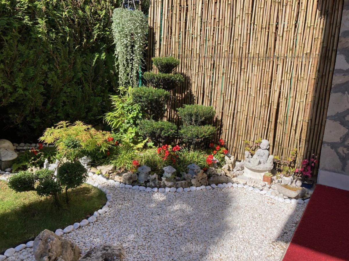 Nyaraló Japánkerttel - Apartment with Japanese Garden Balatonmariafurdo Exterior foto